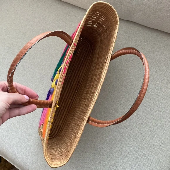 Woven beach bag ☀️ - Picture 5 of 5